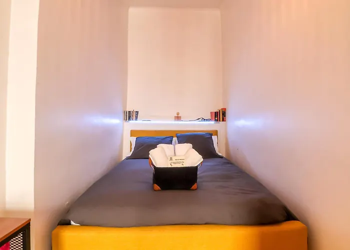 Le Vintage, Appart,hotel Particulier, Centre Maisoncarreeconciergerie Apartment